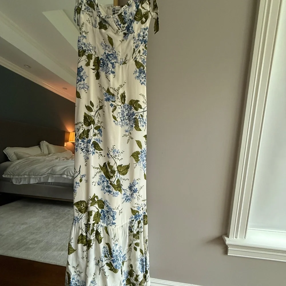 Reformation Jansen Long Dress - Picture 11 of 13
